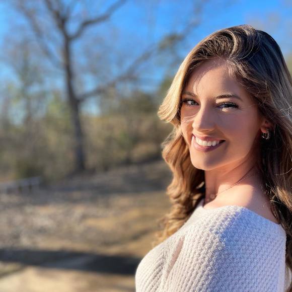 Meet your Posher, Alea - Picture 1 of 1